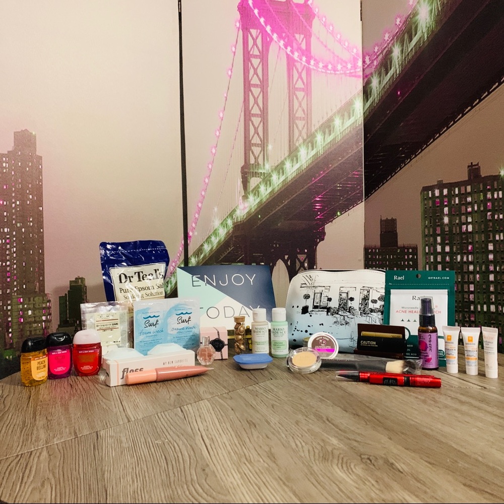 Luxury Beauty Bundle with Makeup Bag